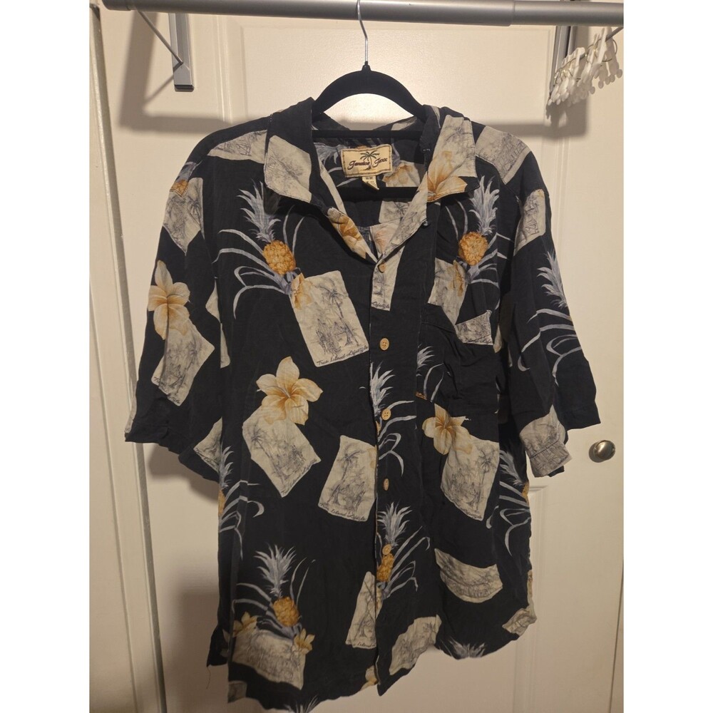 Jamaica Jaxx Mens M 100% Silk Hawaiian Shirt Pineapple Tropical Aloha Black